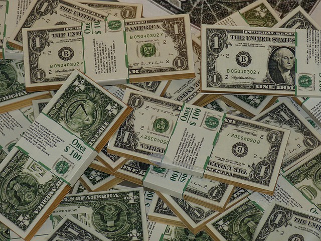 嚴重失職損失3200萬！財務人員被解雇，用人單位解除合同合法嗎？