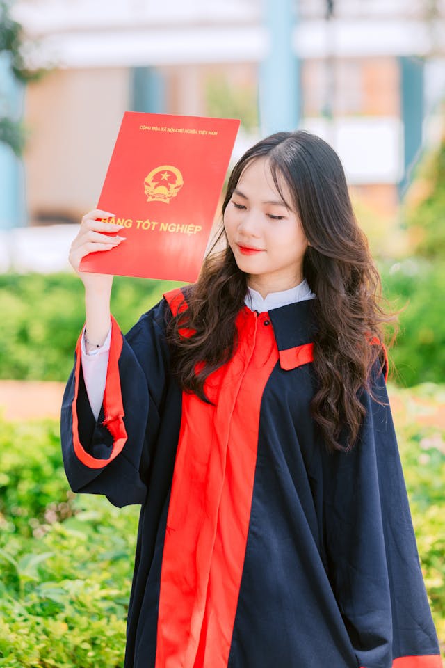 虛假畢業(yè)證導(dǎo)致勞動合同無效